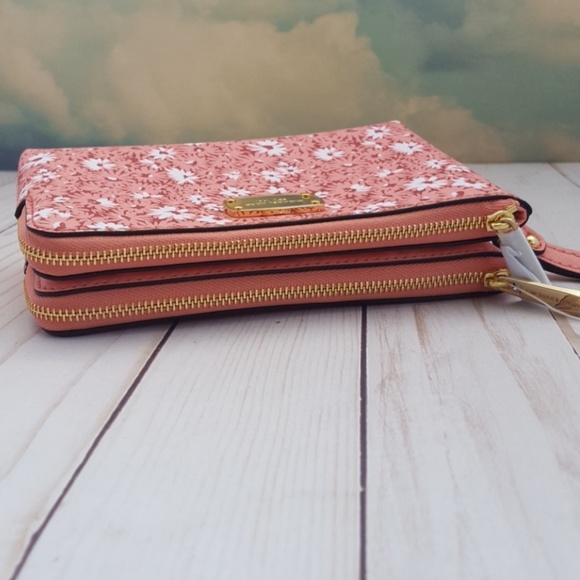Michael Kors Wristlet Double Gusset Peach NWT - Picture 6 of 8